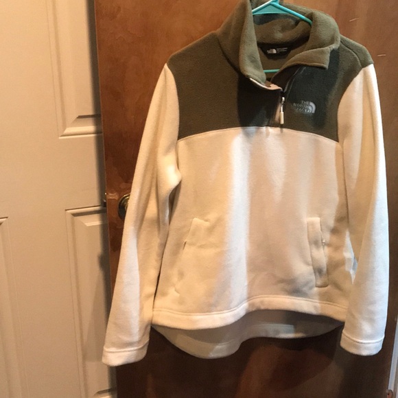 North face half zip - Picture 2 of 4